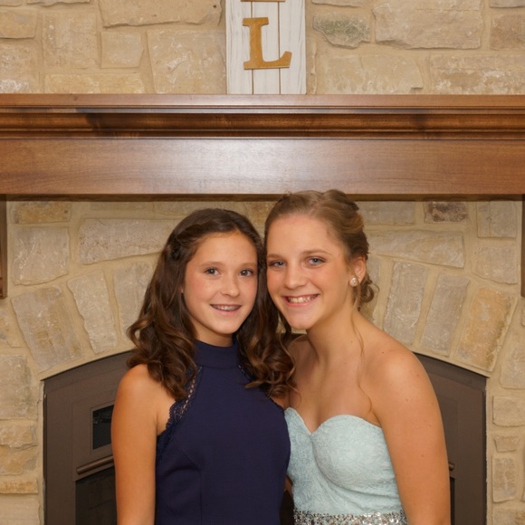 Meet your Posher, Mikayla - Picture 1 of 1